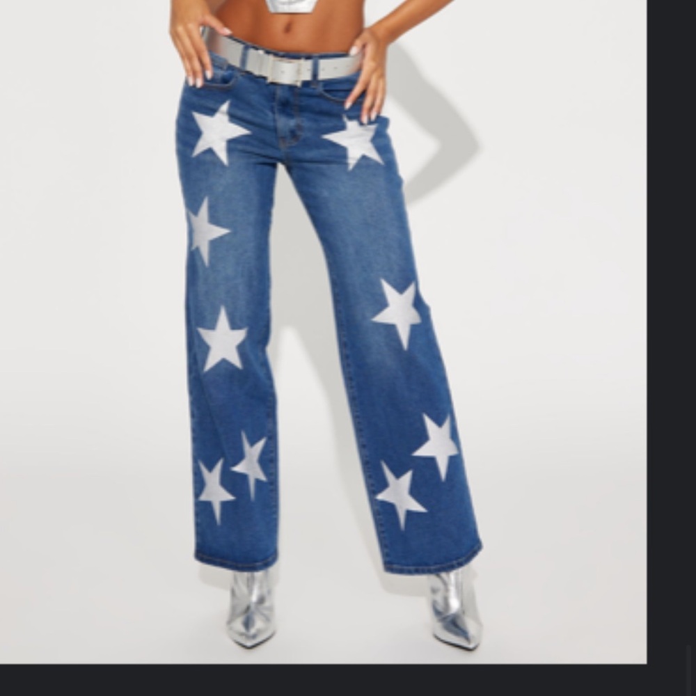 Fashion Nova star jeans dark wash